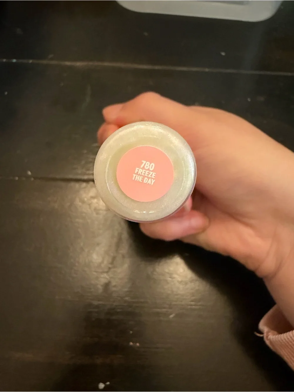 NWT COVERGIRL Clean Fresh Yummy Gloss Plumper - 780 Freeze The Day - 0.33 fl oz